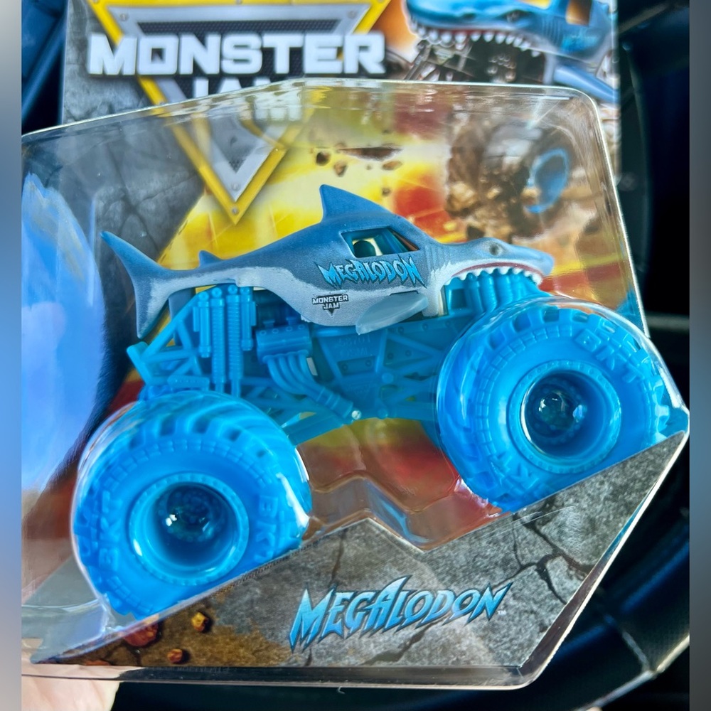 Monster Jam  Megalodon Neon Brand New Series 1
